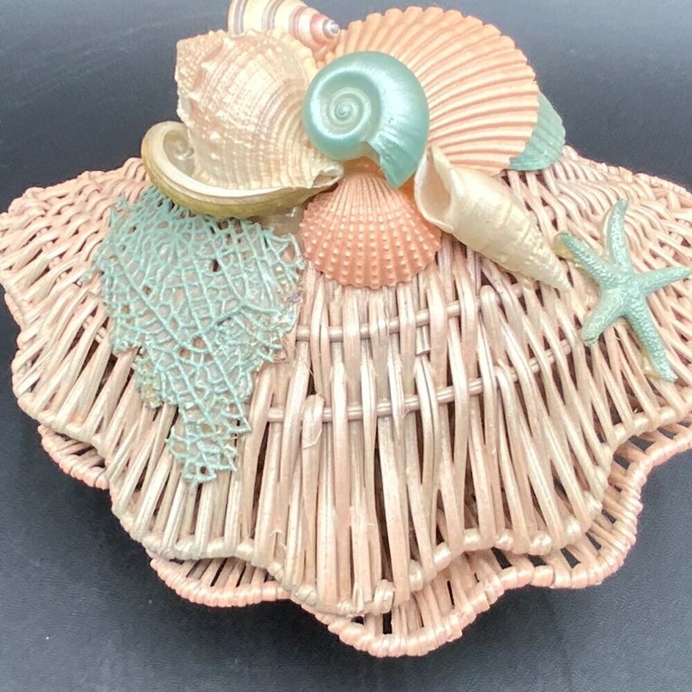 Rare Vintage Wicker Clam Shell with Seashells Storage 1990's